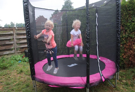 Springen maar!