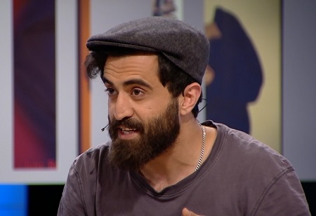 Saman Amini zingt voor Vang Je Droom
